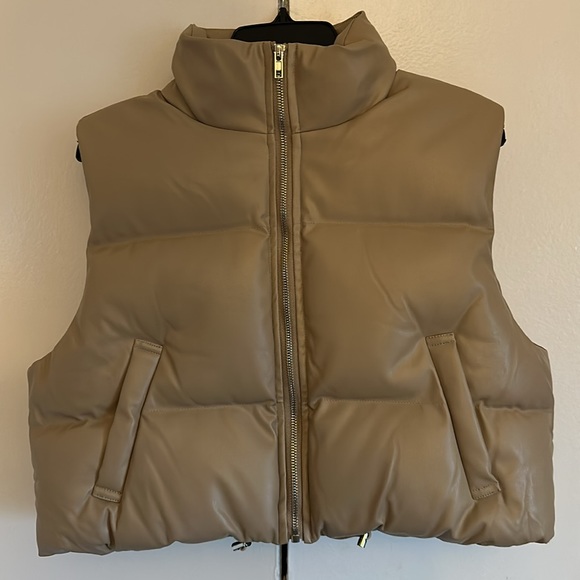 Tan Zip-Up Faux Leather Vest | XS - Picture 6 of 6